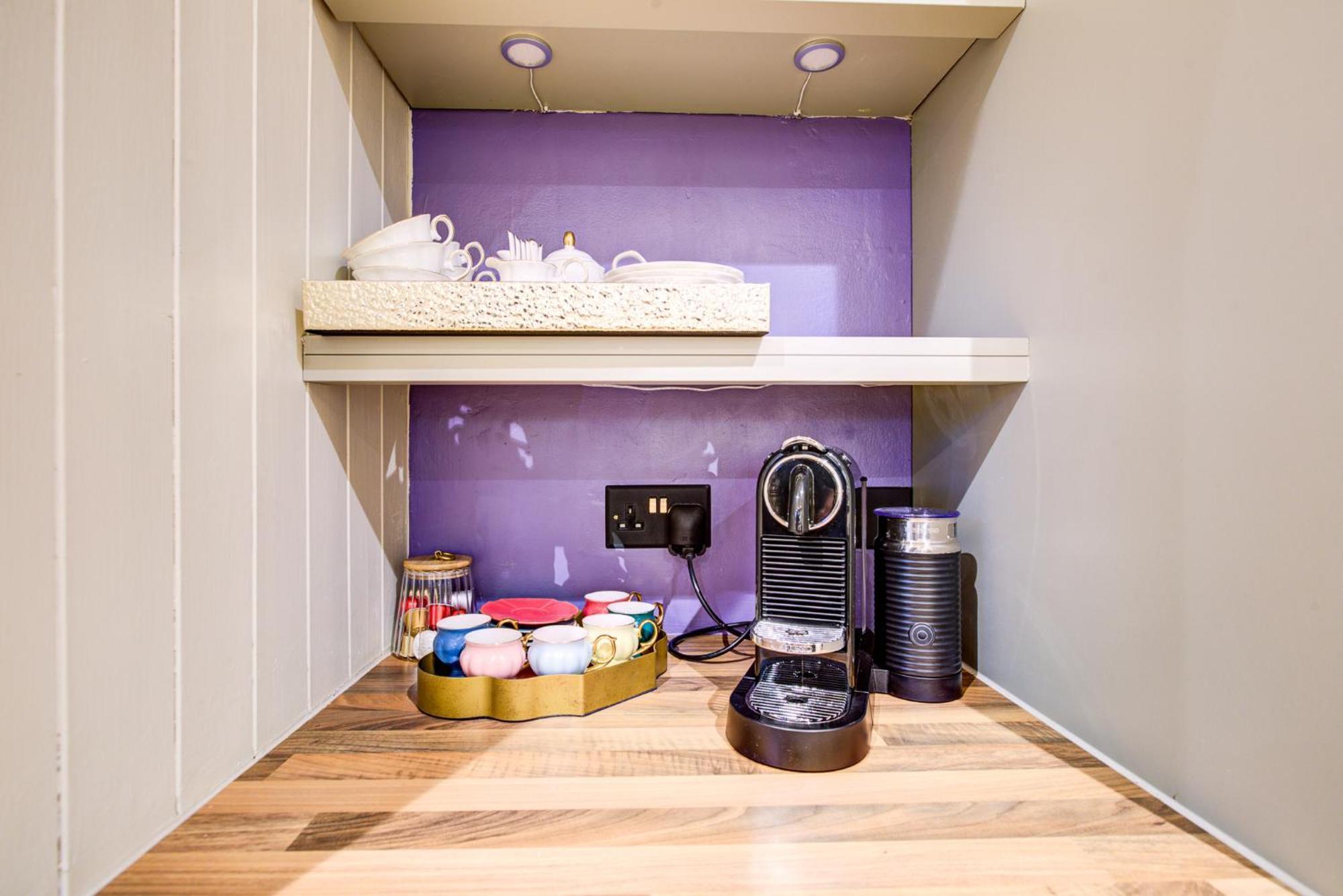 Queens Cottage, Wivenhoe Stylish, Plush, Cosy, Convenient & Quirky, 2X Double Bed Period Cottage Plus Patio - 9 Min Walk Train, 4 Min Walk High Street Pubs, Restaurants, Shops Eksteriør billede